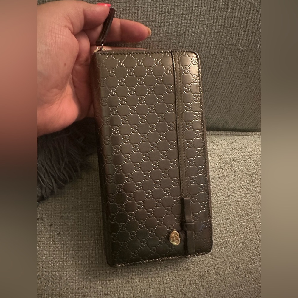 Grey Gucci Guccissima Zippy wallet - Picture 5 of 10